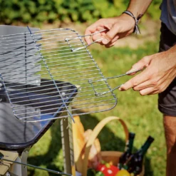 Grillwagen Holzkohlegrill BBQ Grill Inkl. Räder Ablagen Grillspieß Windschutz Garten Terrasse Campingrill Fahrbar 13 Grillwagen Holzkohlegrill BBQ Grill Inkl. Räder Ablagen Grillspieß Windschutz Garten Terrasse Campingrill Fahrbar -Tepro Verkäufe 2024 16168d182de8982f25e30af92e094e13