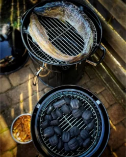 BBQ-Toro Räuchertonne Oak Ø 47 Cm | Räucherofen BBQ Smoker Holzkohlegrill -Tepro Verkäufe 2024 39b4d28e337da61f612d69bd4fa0787b