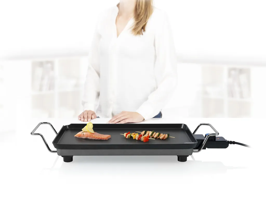 Princess Tischgrill/ Teppanyaki Grill 102300, Arbeitsfläche, Aluminium, Schwarz, Aluminium, 460 X 260 Mm, 6 Person(en) 4 Princess Tischgrill/ Teppanyaki Grill 102300, Arbeitsfläche, Aluminium, Schwarz, Aluminium, 460 X 260 Mm, 6 Person(en) – Bild 2