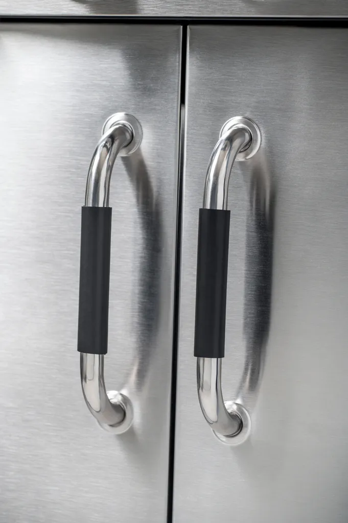 Char-Broil Advantage Series™ 445S - 4 Brenner Gasgrill Mit Seitenbrenner Grill 7 Char-Broil Advantage Series™ 445S - 4 Brenner Gasgrill Mit Seitenbrenner Grill – Bild 5