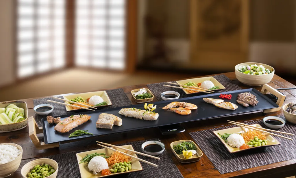 Bestron Elektrischer Tischgrill, XXXL Plancha-/Teppanyaki-Grillplatte Mit Antihaftbeschichtung, Grillspaß Für Bis Zu 10 Personen, Extra Lange Grillfläche, 2.000 Watt, Farbe: Schwarz 3 Bestron Elektrischer Tischgrill, XXXL Plancha-/Teppanyaki-Grillplatte Mit Antihaftbeschichtung, Grillspaß Für Bis Zu 10 Personen, Extra Lange Grillfläche, 2.000 Watt, Farbe: Schwarz