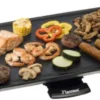 Bestron Elektrischer Tischgrill, Plancha-/Teppanyaki-Grillplatte Mit Antihaftbeschichtung, Grillspaß Für Bis Zu 4 Personen, 2.000 Watt, Farbe; Schwarz 2 Bestron Elektrischer Tischgrill, Plancha-/Teppanyaki-Grillplatte Mit Antihaftbeschichtung, Grillspaß Für Bis Zu 4 Personen, 2.000 Watt, Farbe; Schwarz -Tepro Verkäufe 2024 95ee5f68475d659399a8d7a98735ead2