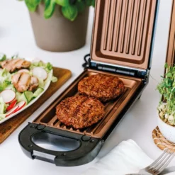 LIVINGTON FlipSwitch | Drehbarer Multifunktionsgrill | Kombigerät | Inkl. 3 Antihaftbeschichtete Wechseleinsätzen | Spülmaschinengeeignet | Grillen, Toasten, Backen, Überbacken Und Rösten | 800W 13 LIVINGTON FlipSwitch | Drehbarer Multifunktionsgrill | Kombigerät | Inkl. 3 Antihaftbeschichtete Wechseleinsätzen | Spülmaschinengeeignet | Grillen, Toasten, Backen, Überbacken Und Rösten | 800W -Tepro Verkäufe 2024 ba7cdf396cfd0d7bf0dfaa468da42f32