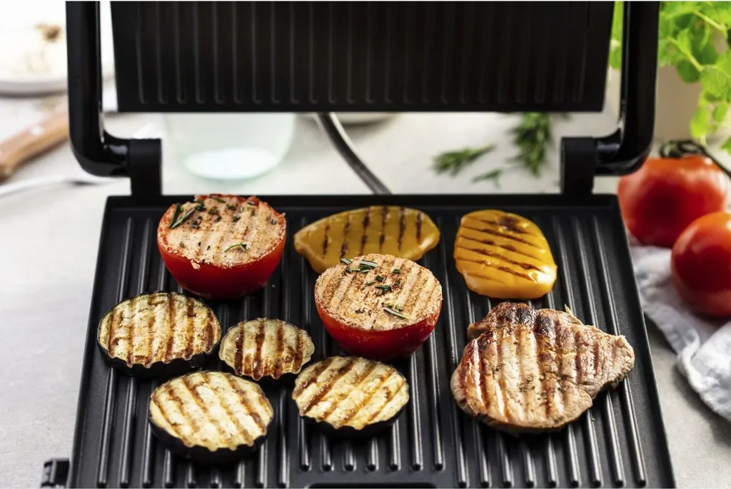 Tefal Kontaktgrill Inicio GC242D, Schwarz, Edelstahl, Rechteckig, Drehregler, 288 X 258 Mm, Scharnier, Fertig 7 Tefal Kontaktgrill Inicio GC242D, Schwarz, Edelstahl, Rechteckig, Drehregler, 288 X 258 Mm, Scharnier, Fertig – Bild 5